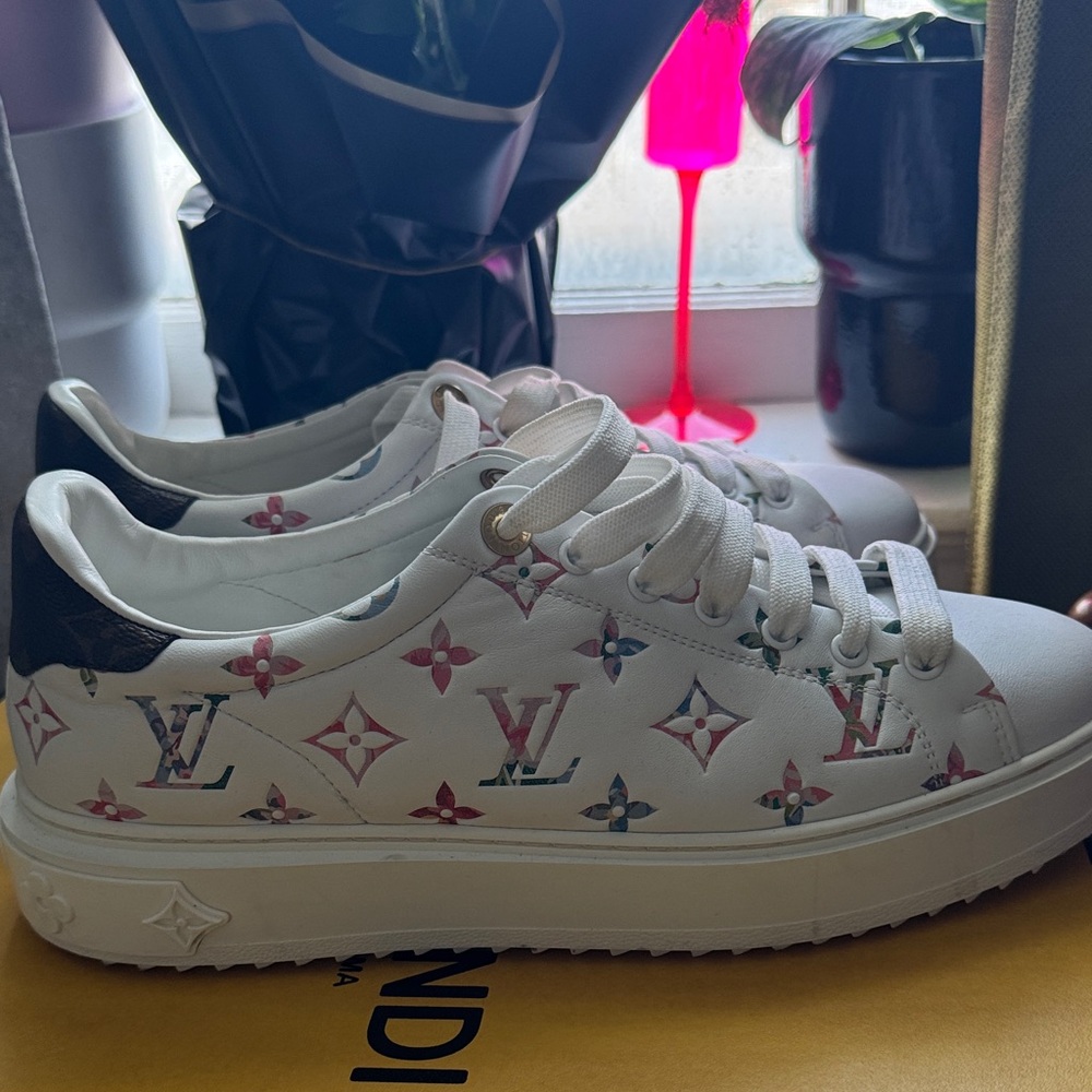 Louis Vuitton Women's Multicolor Monogram Sneakers